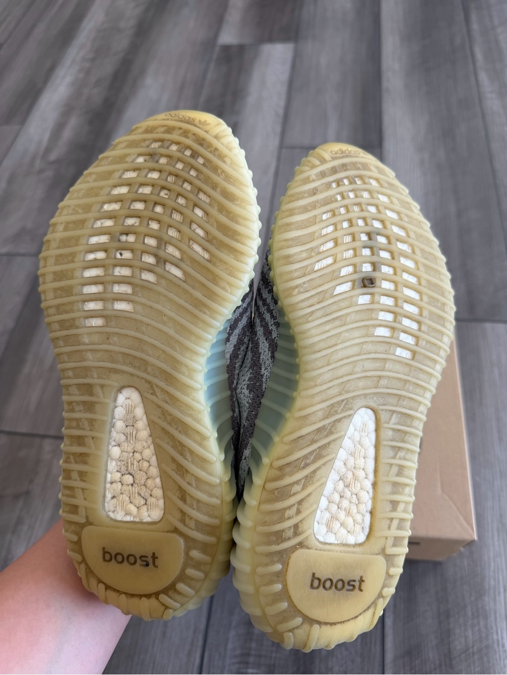 Yeezy Boost 350 V2 Sneakers Blue Tint - Picture 7 of 8